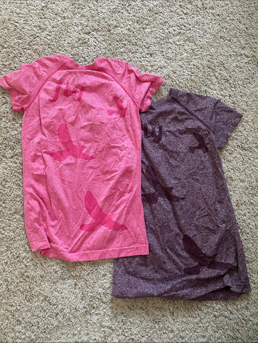 Oiselle Flyte tee lot of 2 Medium - Picture 2 of 3